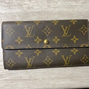Louis Vuitton Wallet